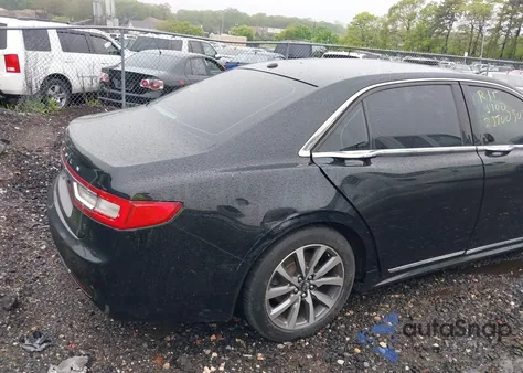 2017 Lincoln Continental Premiere z USA, uszkodzony, nr VIN 1LN6L9PK6H5607382